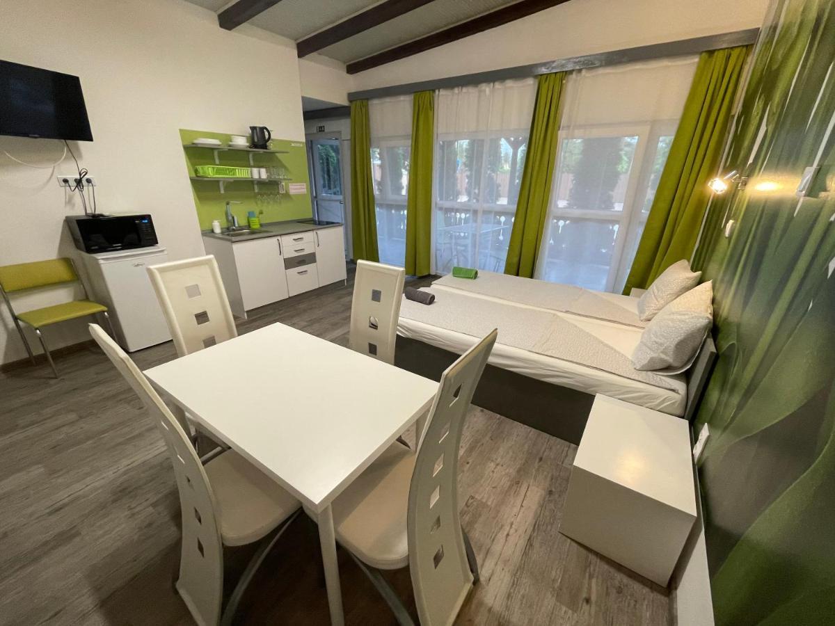 Tutti Apartman Balatonlelle Exterior photo